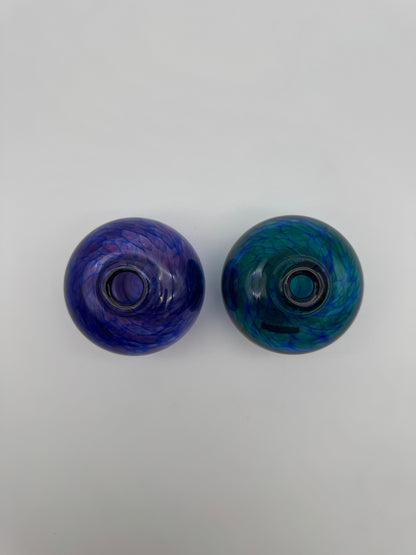 Set van twee Kerry Glass Vaasjes by Micheal Harris (Heather) 1978