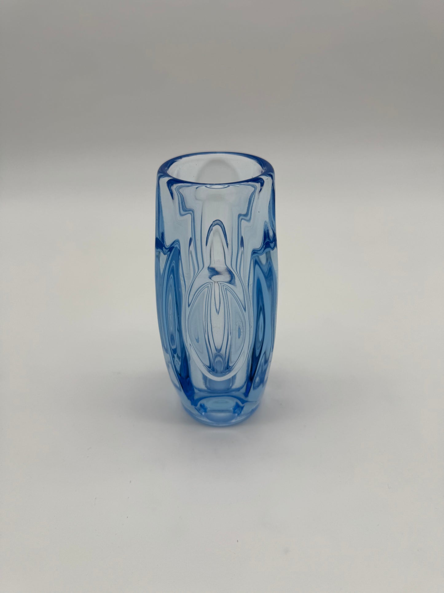 Rosice Glassworks azuur blauwe lensvaas - Rodolf Schrotter
