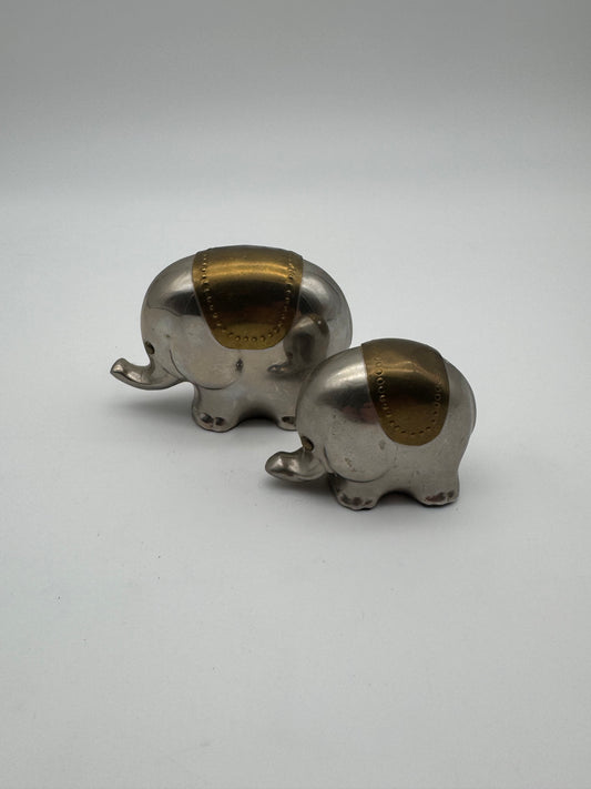 Vintage metalen olifantjes - set van 2 stuks
