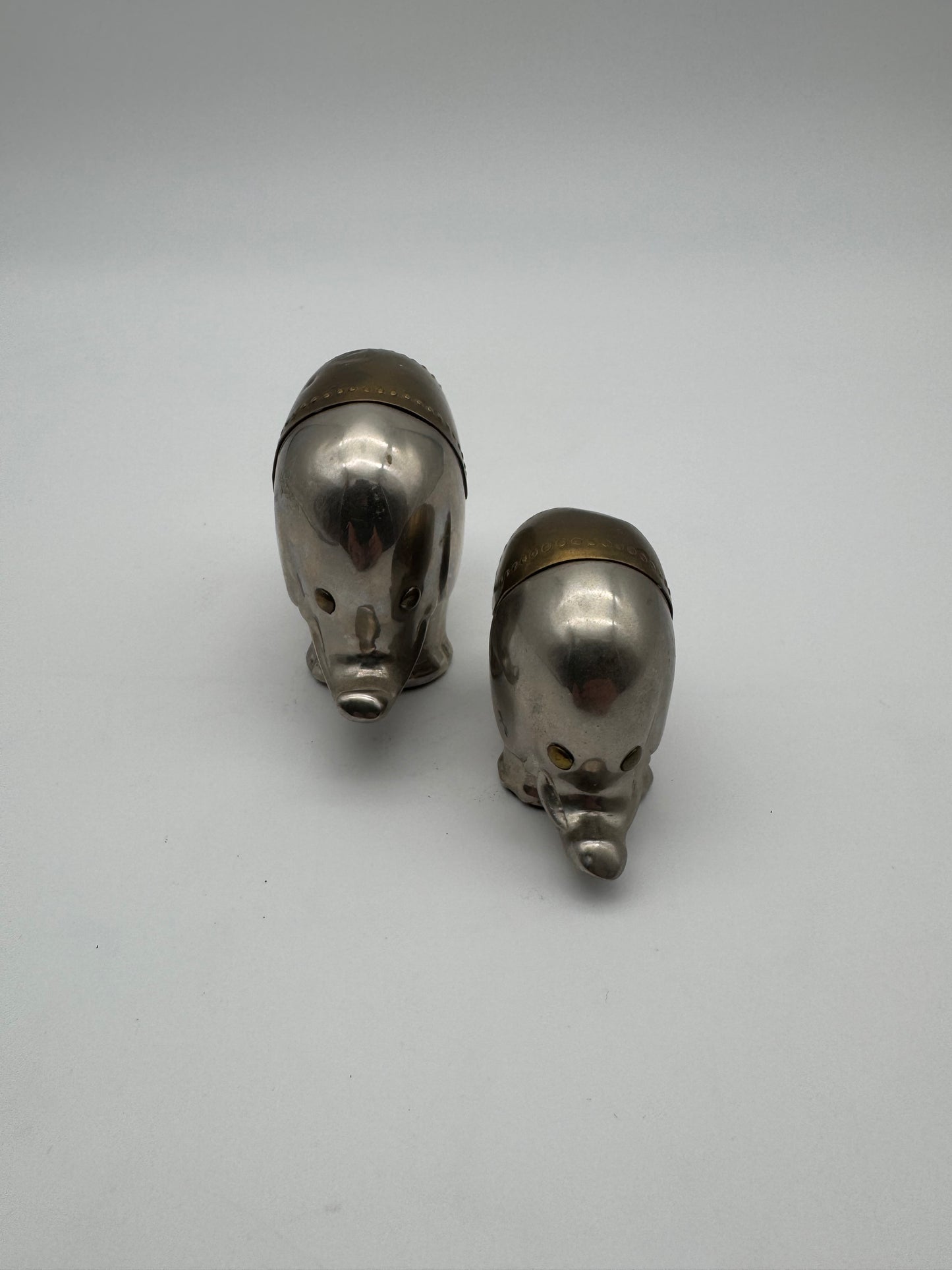 Vintage metalen olifantjes - set van 2 stuks