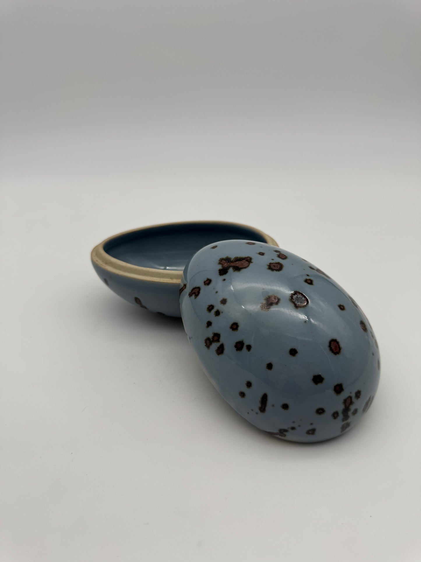 Handgemaakt ei bonbonnière - Dansk ceramic design large