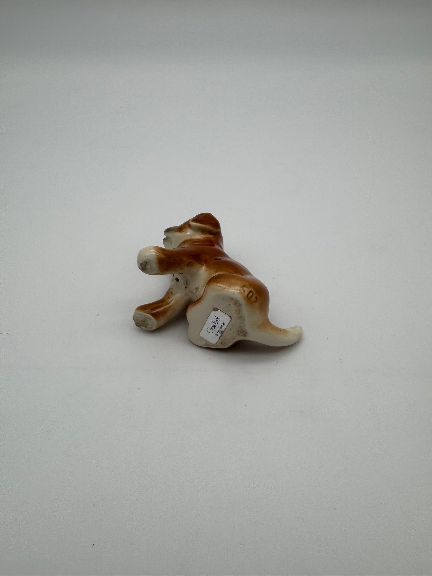 Goebel West Germany Boxer hond puppy nr. 507