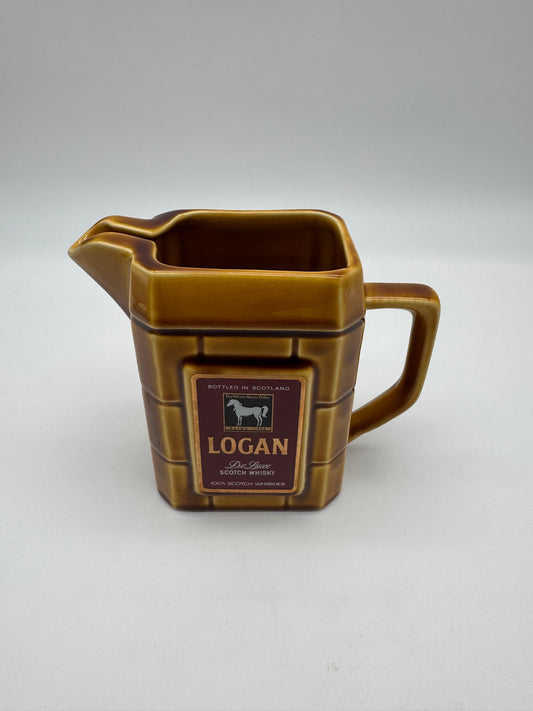 Logan De Luxe Scotch Whisky waterkan
