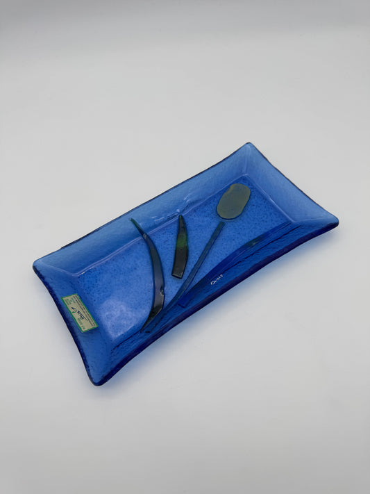 Dienblad kunstglas koningsblauw met gesmolten gele tulp - Art Glass handmade Doris