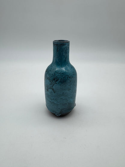 Bolwerk keramiek vaasje met turquoise glazuur handgesigneerd