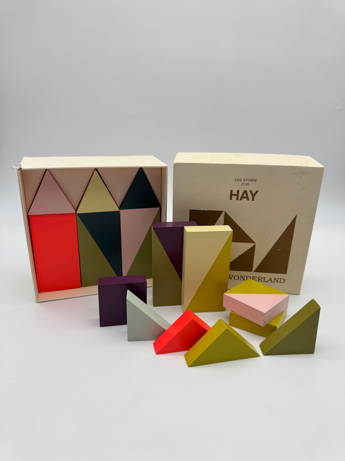 Wooden Wonderland - Lee Storm voor Hay