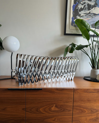 Radius Design tijdschriftenhouder by Luther Evans, jaren 70